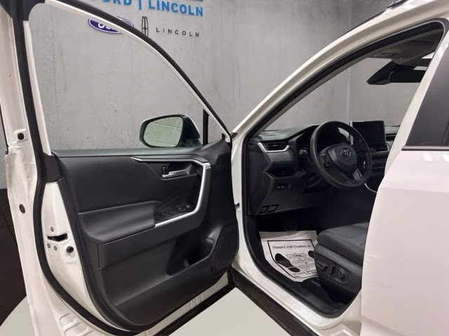 2025 Ice Cap Toyota RAV4 XLE AWD SUV