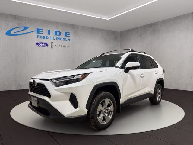 2025 Ice Cap Toyota RAV4 XLE AWD SUV