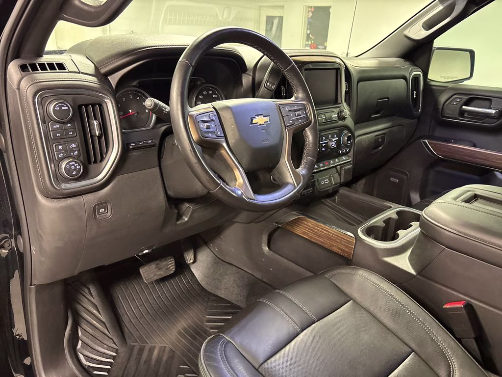 2021 Black Chevrolet Silverado 1500 High Country 4X4 Truck