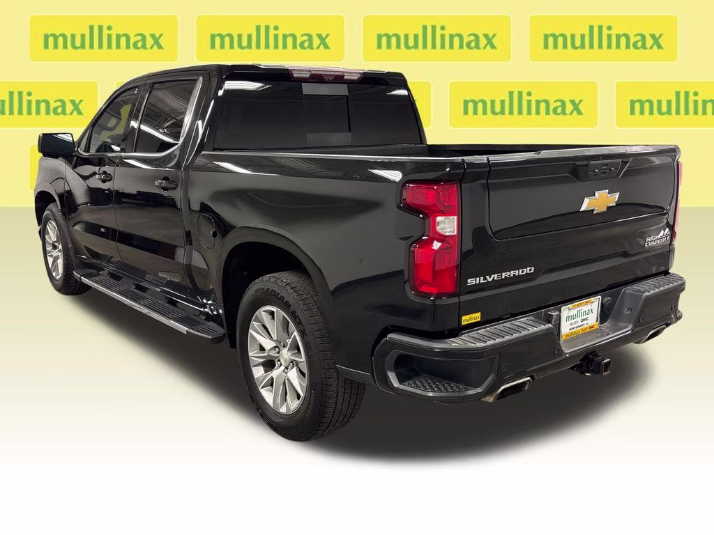 2021 Black Chevrolet Silverado 1500 High Country 4X4 Truck