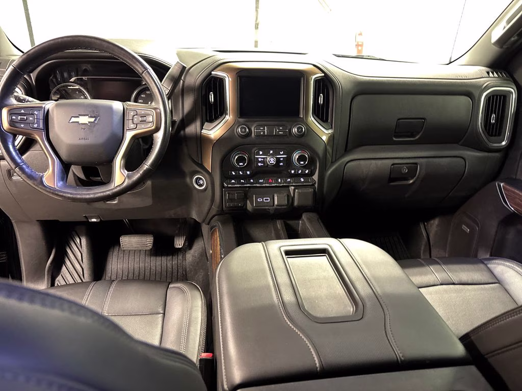 2021 Black Chevrolet Silverado 1500 High Country 4X4 Truck
