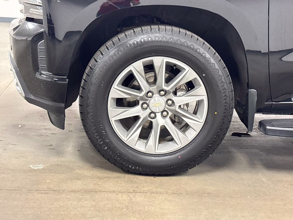2021 Black Chevrolet Silverado 1500 High Country 4X4 Truck