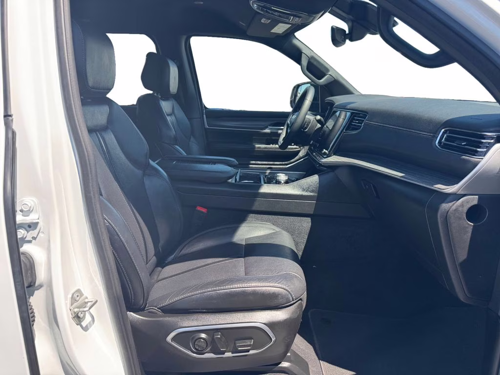 2024 Bright White Clearcoat Jeep Wagoneer L Series II RWD SUV