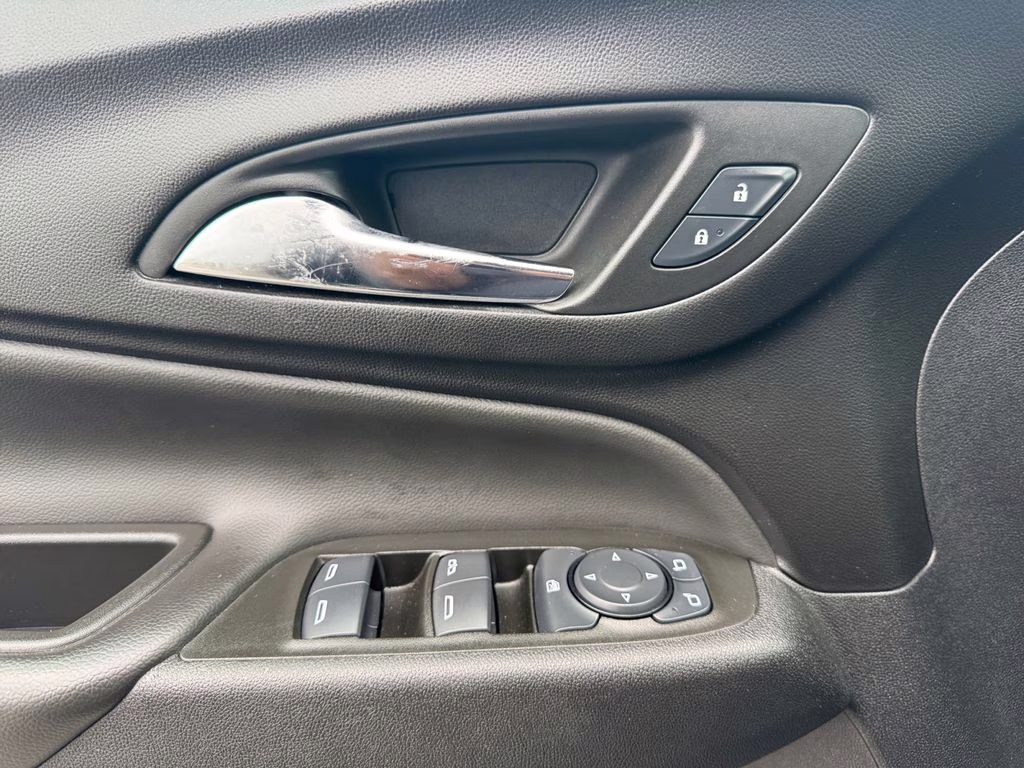 2024 Mosaic Black Metallic Chevrolet Equinox LT AWD SUV