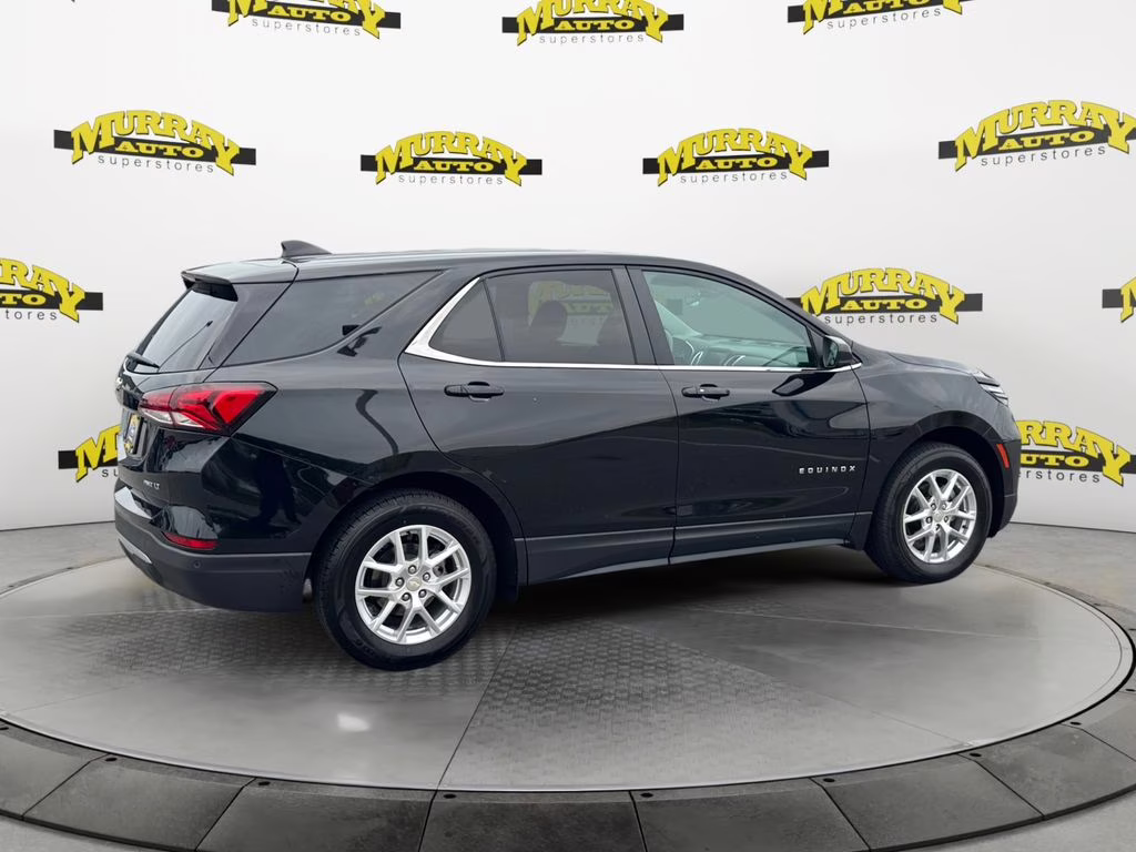 2024 Mosaic Black Metallic Chevrolet Equinox LT AWD SUV