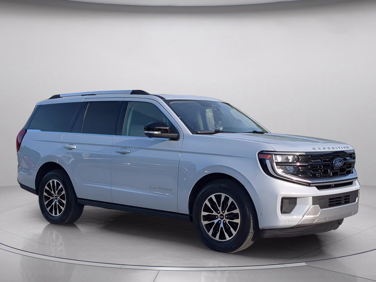 2025 Space Silver Metallic Ford Expedition Platinum 4X4 SUV