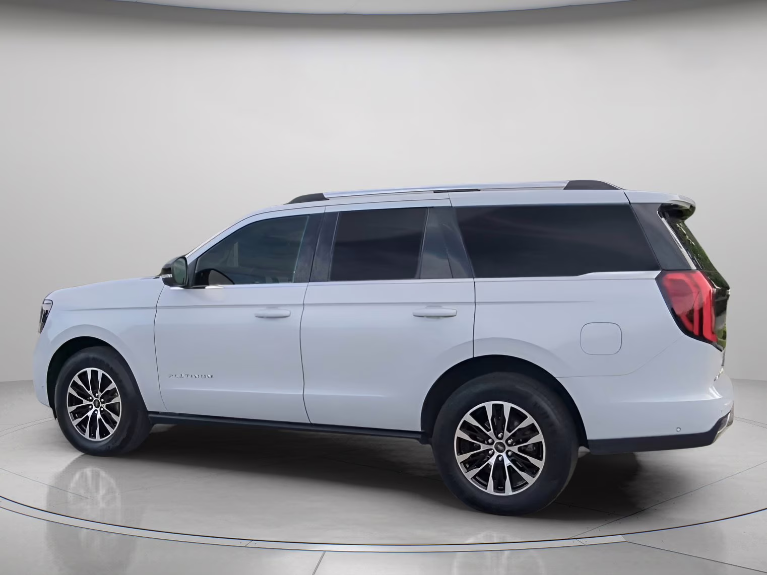 2025 Space Silver Metallic Ford Expedition Platinum 4X4 SUV