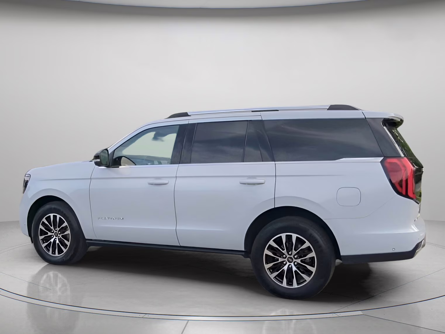 2025 Space Silver Metallic Ford Expedition Platinum 4X4 SUV