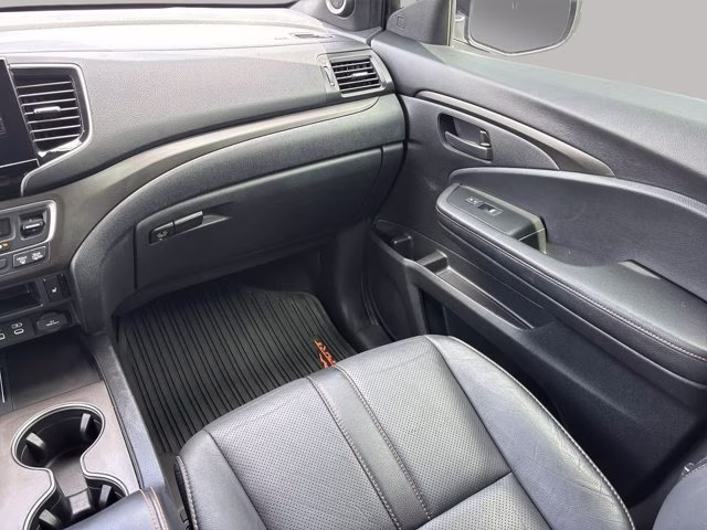 2024 Platinum White Pearl Honda Passport TrailSport AWD SUV
