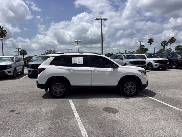 2024 Platinum White Pearl Honda Passport TrailSport AWD SUV