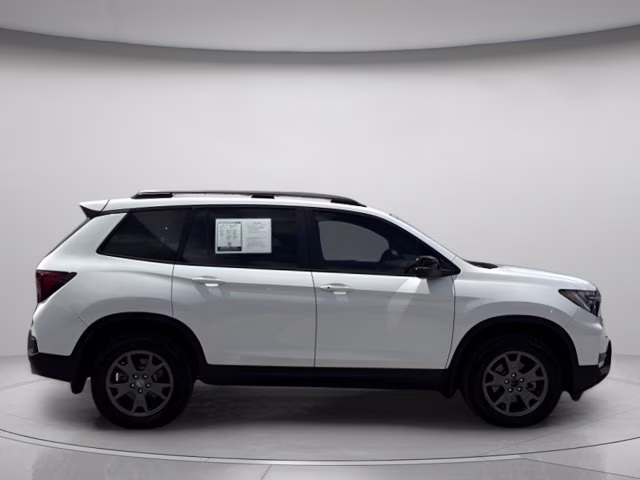 2024 Platinum White Pearl Honda Passport TrailSport AWD SUV