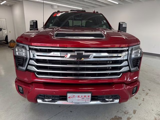 2024 Radiant Red Tintcoat Chevrolet Silverado 3500HD High Country 4X4 Truck