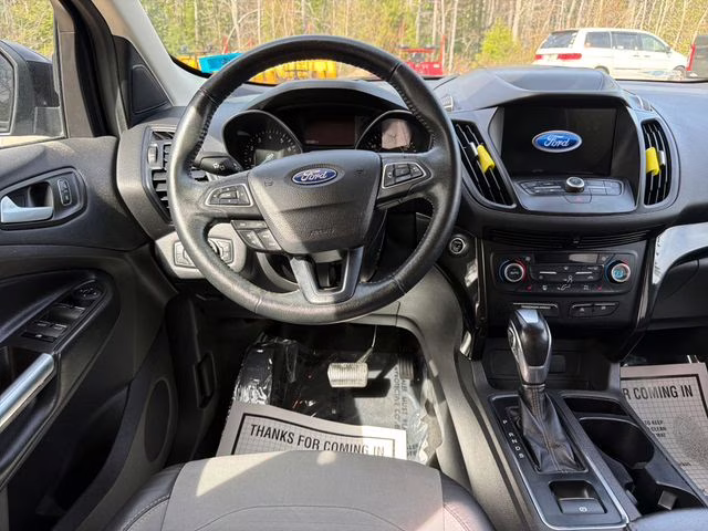 2019 Black Metallic Ford Escape SE 4X4 SUV