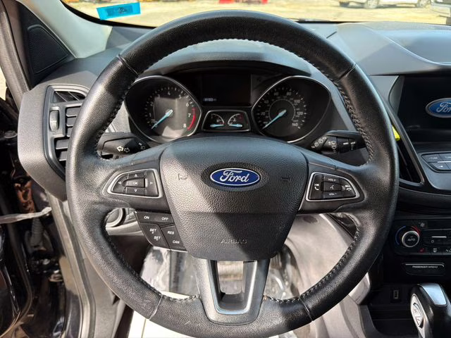2019 Black Metallic Ford Escape SE 4X4 SUV