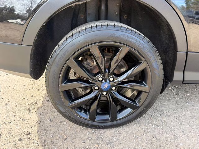 2019 Black Metallic Ford Escape SE 4X4 SUV