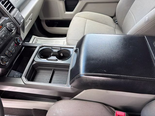 2019 Black Metallic Ford Super Duty F-250 SRW XLT 4X4 Truck