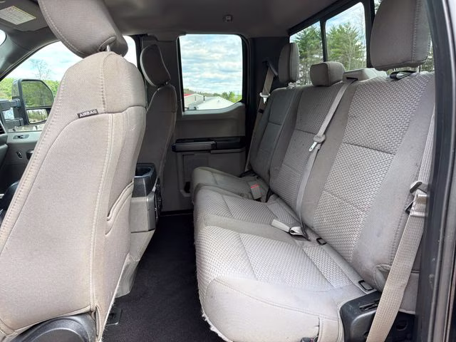 2019 Black Metallic Ford Super Duty F-250 SRW XLT 4X4 Truck