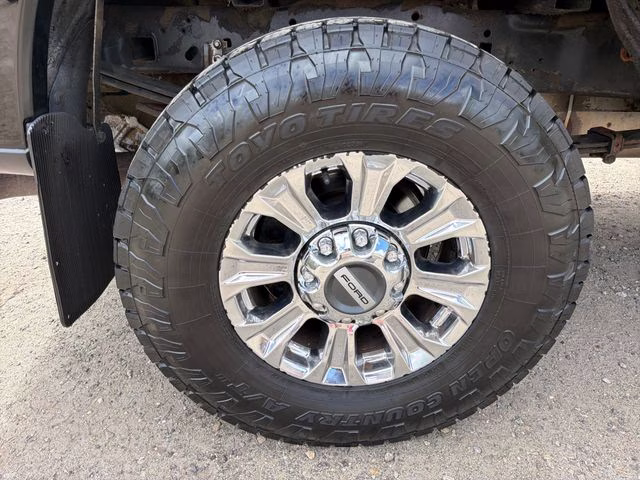 2019 Black Metallic Ford Super Duty F-250 SRW XLT 4X4 Truck