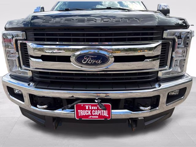 2019 Black Metallic Ford Super Duty F-250 SRW XLT 4X4 Truck