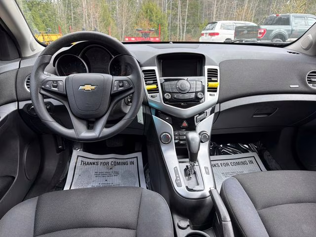 2016 Black Granite Metallic Chevrolet Cruze Limited 1LT FWD Sedan