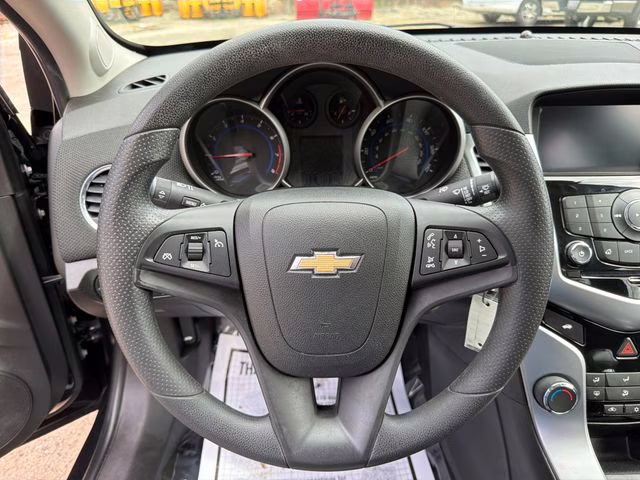 2016 Black Granite Metallic Chevrolet Cruze Limited 1LT FWD Sedan