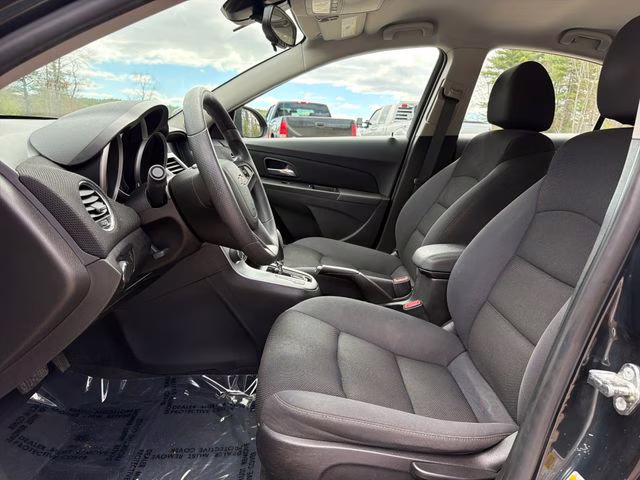2016 Black Granite Metallic Chevrolet Cruze Limited 1LT FWD Sedan