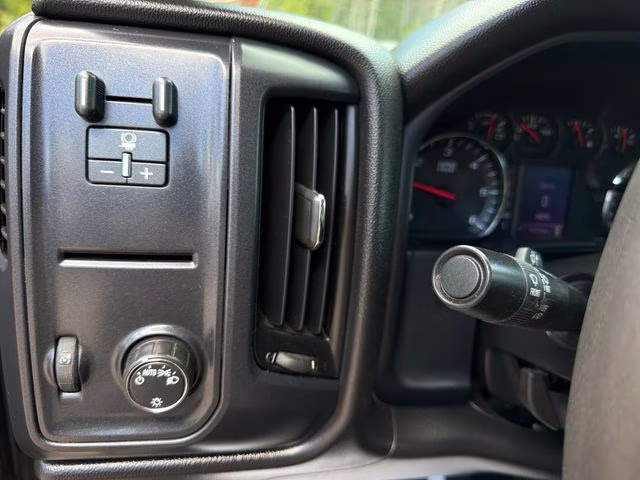 2015 Bronze Alloy Metallic GMC Sierra 2500HD Base 4X4 Truck