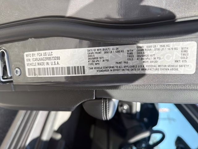 2024 Baltic Gray Metallic Clearcoat Jeep Grand Cherokee L Altitude X 4X4 SUV