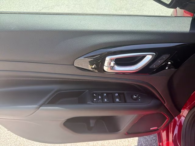 2023 Redline Pearlcoat Jeep Compass (RED) Edition 4X4 SUV