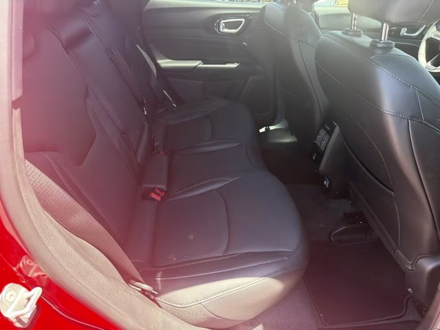 2023 Redline Pearlcoat Jeep Compass (RED) Edition 4X4 SUV