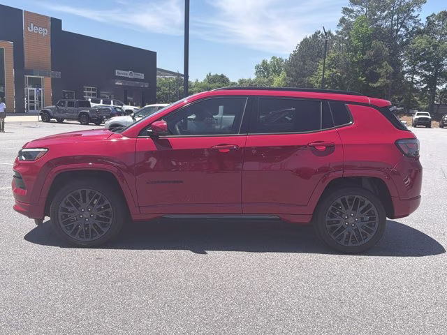 2023 Redline Pearlcoat Jeep Compass (RED) Edition 4X4 SUV