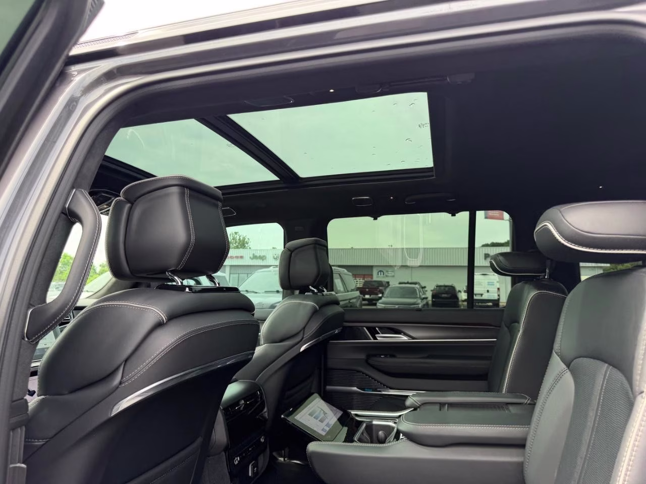 2024 Baltic Gray Metallic Clearcoat Jeep Grand Wagoneer Series II 4X4 SUV