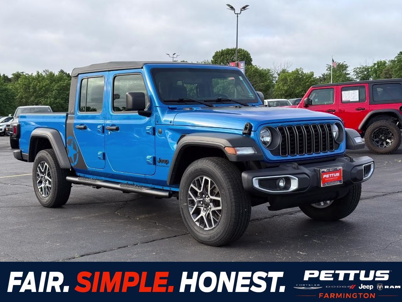 2025 Hydro Blue Pearlcoat Jeep Gladiator Sport 4X4 Truck