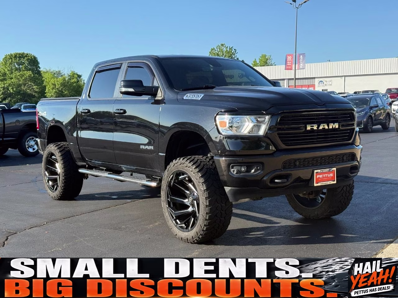 2019 Diamond Black Crystal Pearlcoat Ram 1500 Big Horn/Lone Star 4X4 Truck