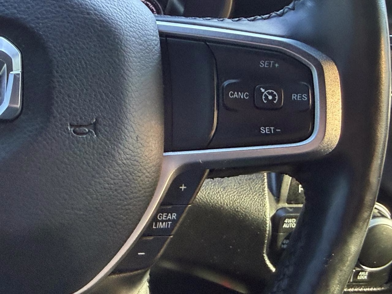 2019 Diamond Black Crystal Pearlcoat Ram 1500 Big Horn/Lone Star 4X4 Truck