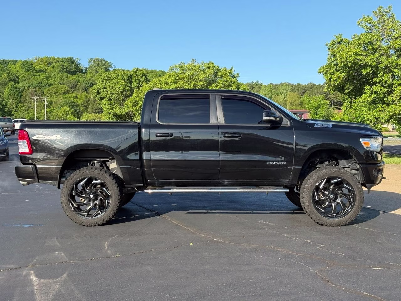 2019 Diamond Black Crystal Pearlcoat Ram 1500 Big Horn/Lone Star 4X4 Truck