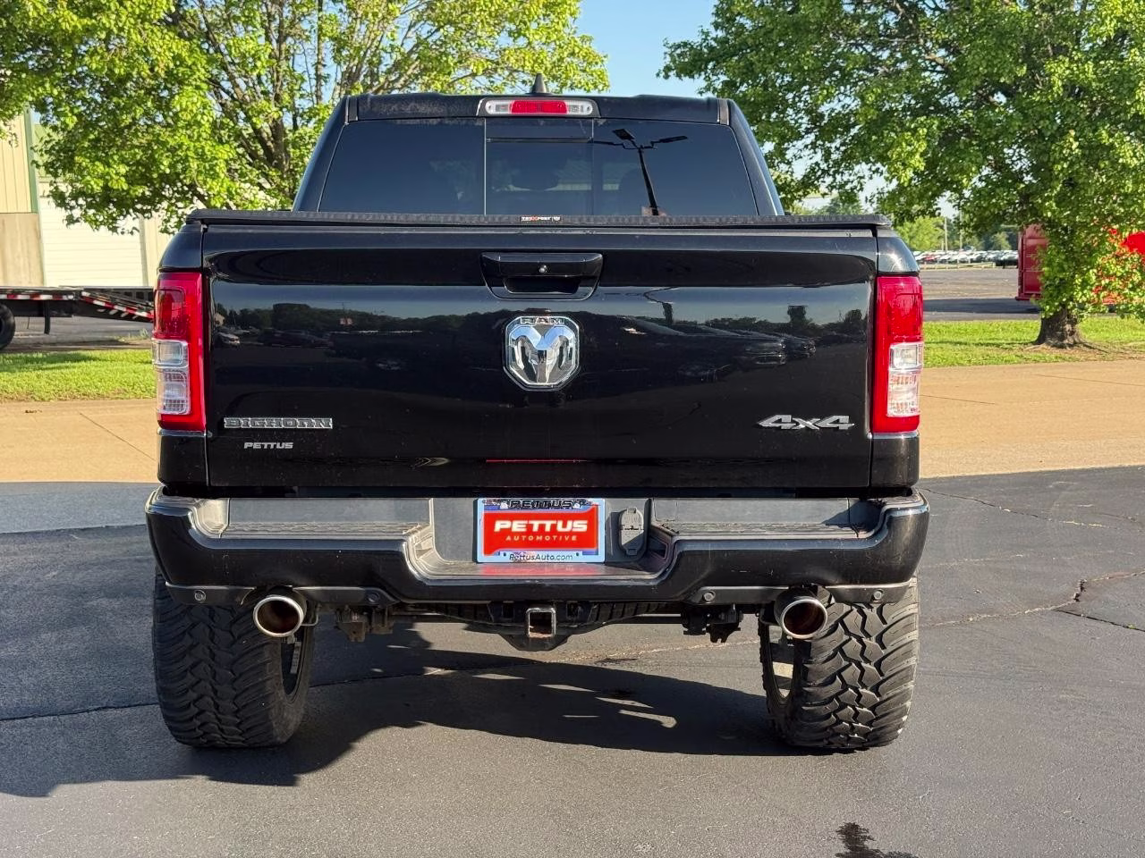 2019 Diamond Black Crystal Pearlcoat Ram 1500 Big Horn/Lone Star 4X4 Truck