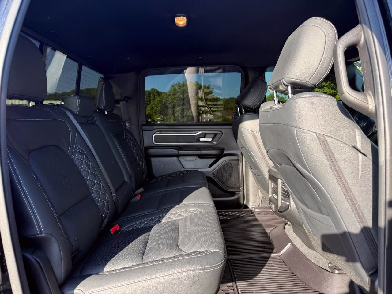 2019 Diamond Black Crystal Pearlcoat Ram 1500 Big Horn/Lone Star 4X4 Truck