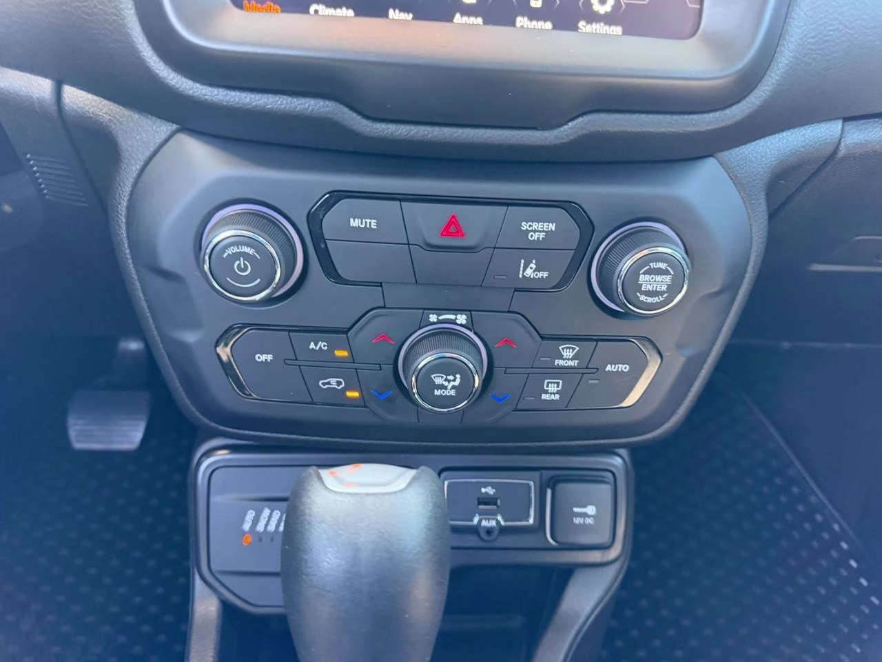 2023 Graphite Gray Jeep Renegade Latitude 4X4 SUV