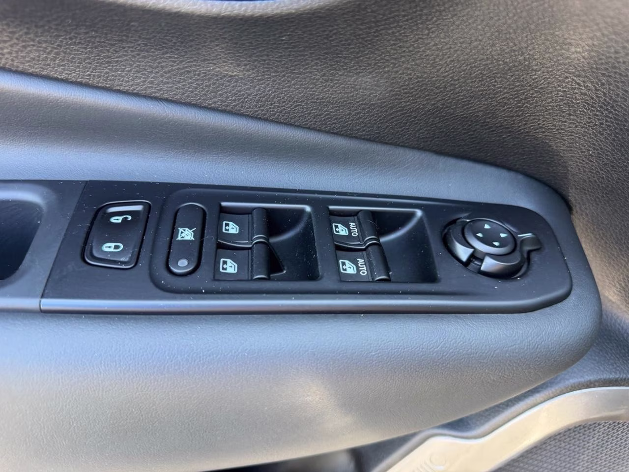 2023 Graphite Gray Jeep Renegade Latitude 4X4 SUV