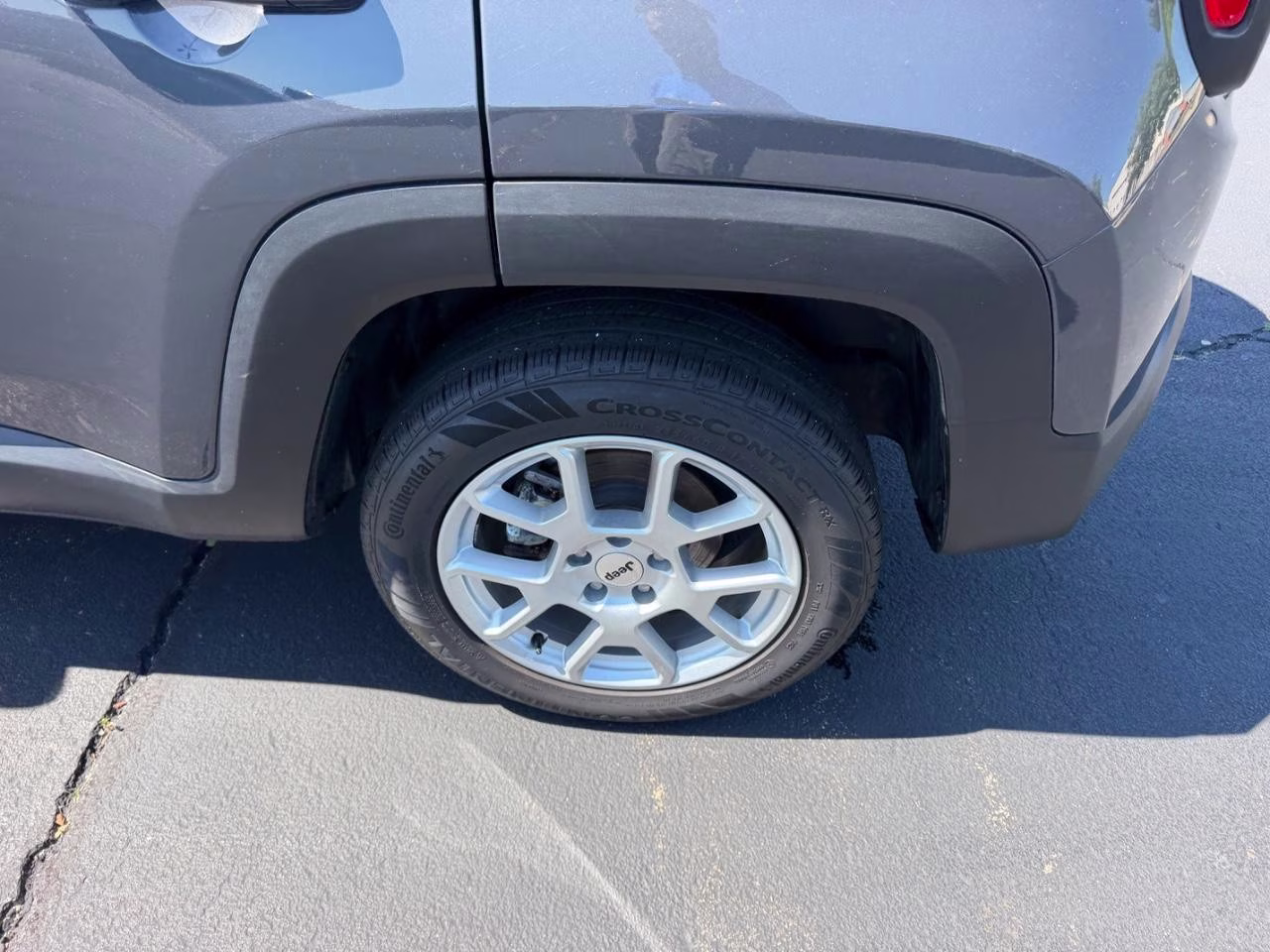 2023 Graphite Gray Jeep Renegade Latitude 4X4 SUV