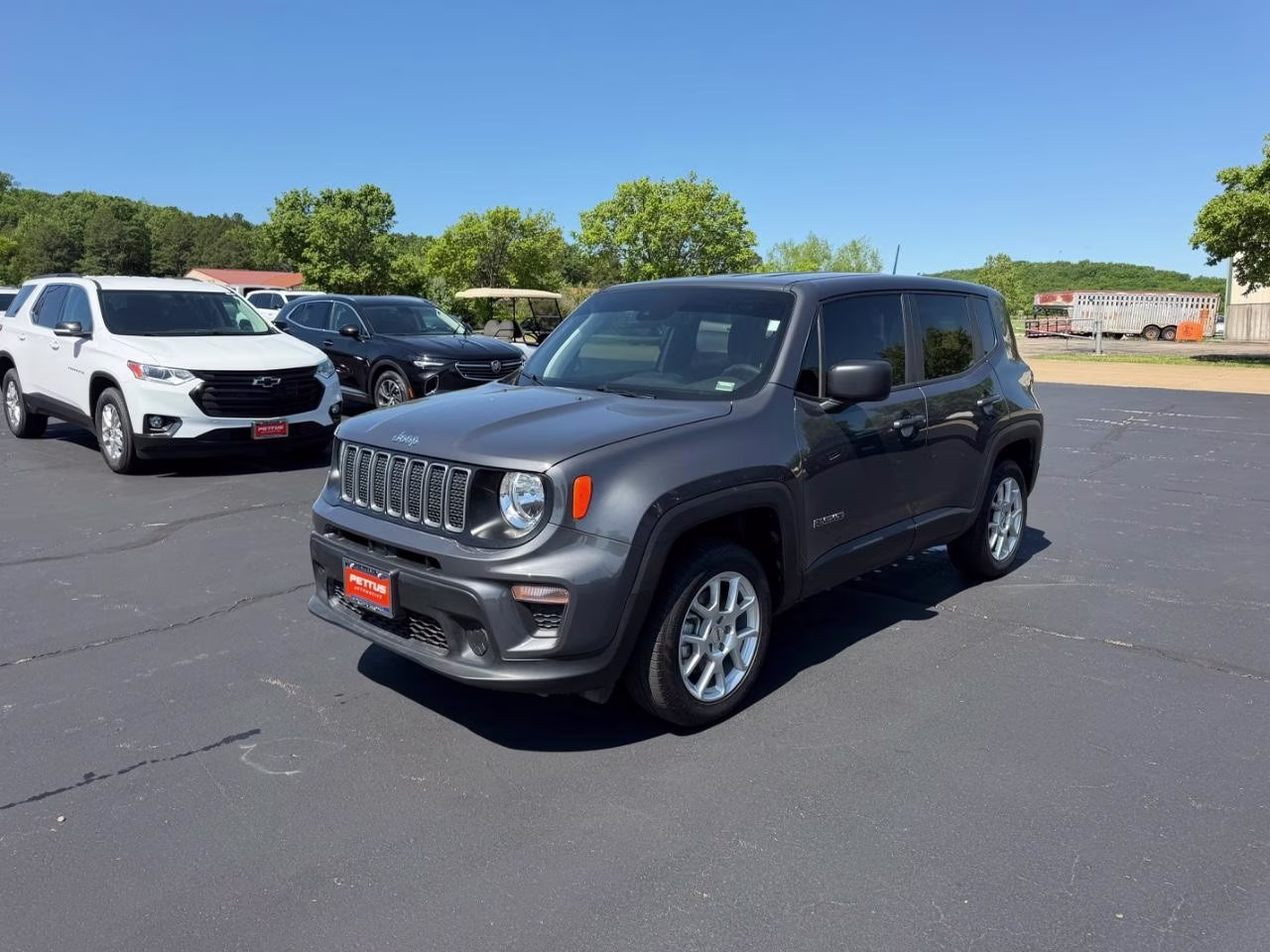 2023 Graphite Gray Jeep Renegade Latitude 4X4 SUV
