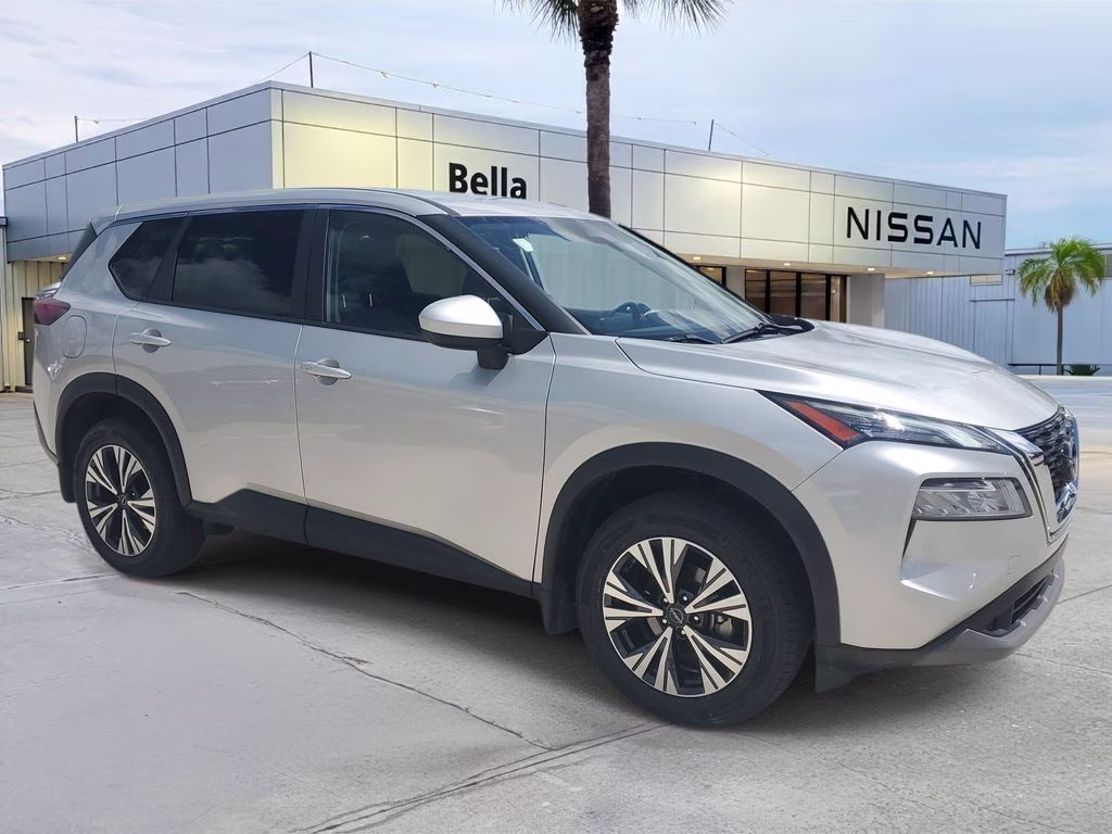 2023 Brilliant Silver Metallic Nissan Rogue SV FWD SUV