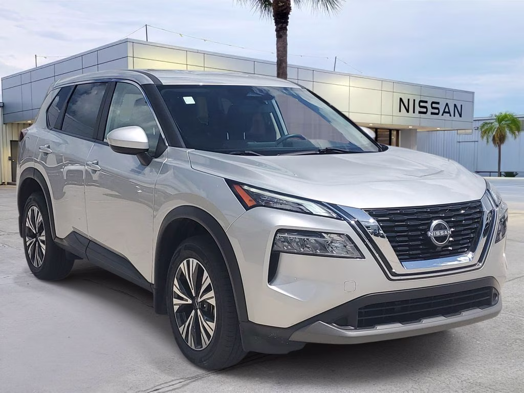 2023 Brilliant Silver Metallic Nissan Rogue SV FWD SUV