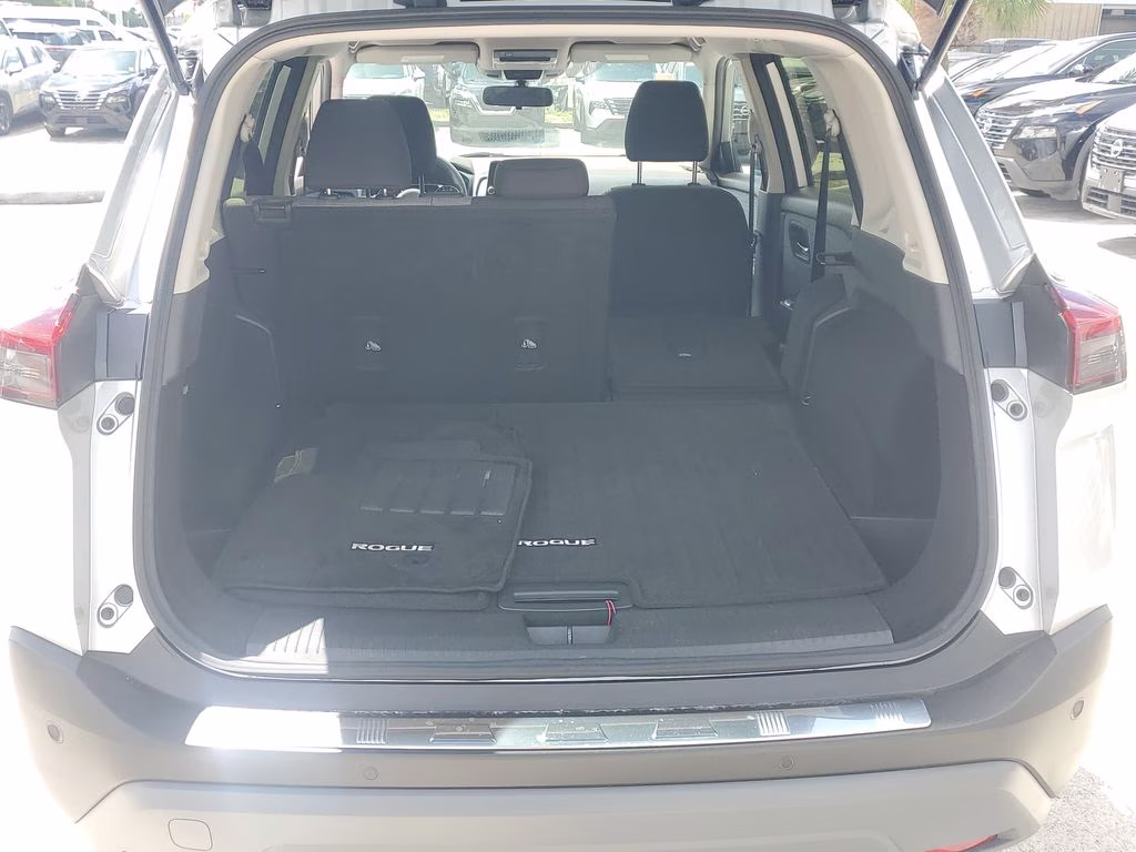 2023 Brilliant Silver Metallic Nissan Rogue SV FWD SUV