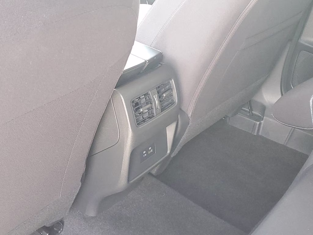 2023 Brilliant Silver Metallic Nissan Rogue SV FWD SUV