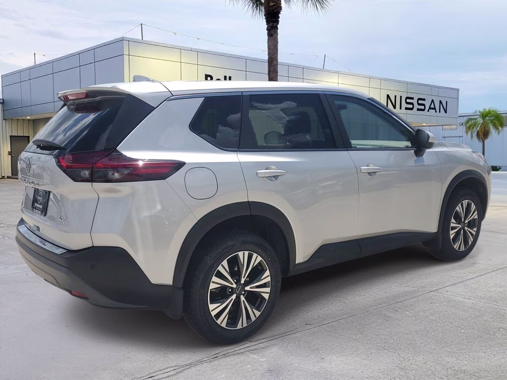 2023 Brilliant Silver Metallic Nissan Rogue SV FWD SUV
