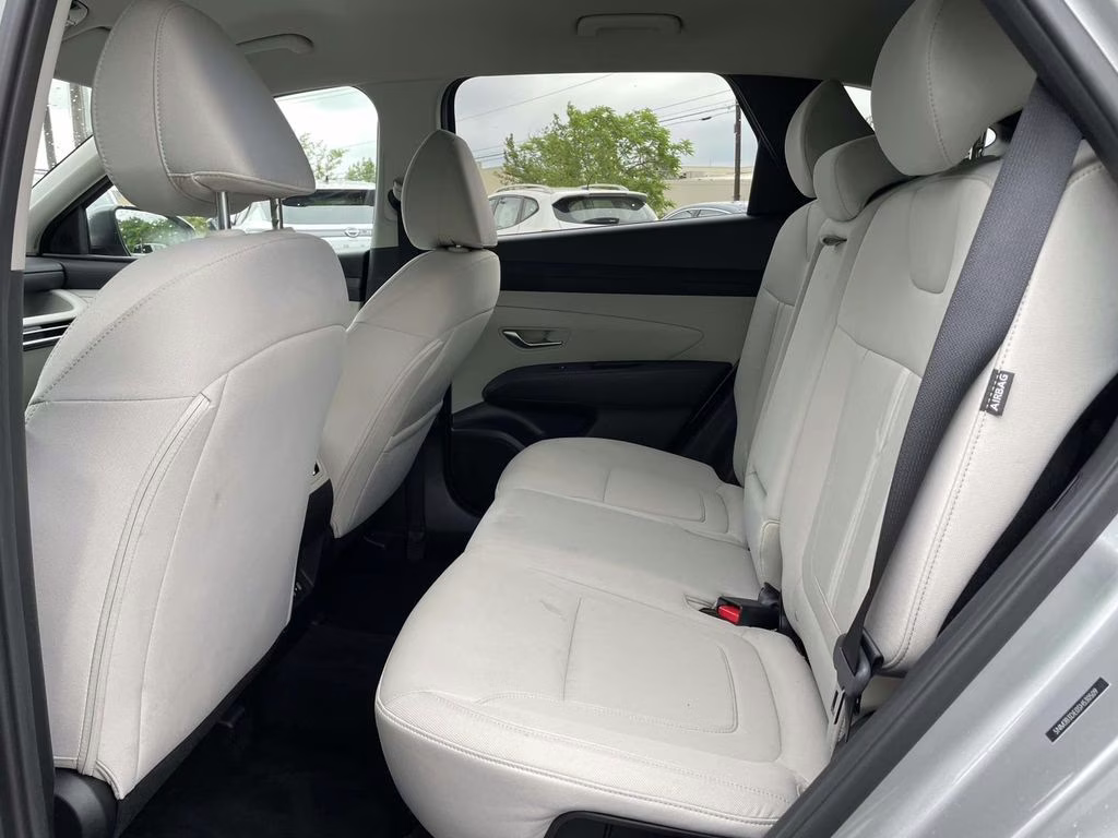 2025 Shimmering Silver Hyundai Tucson SEL FWD SUV