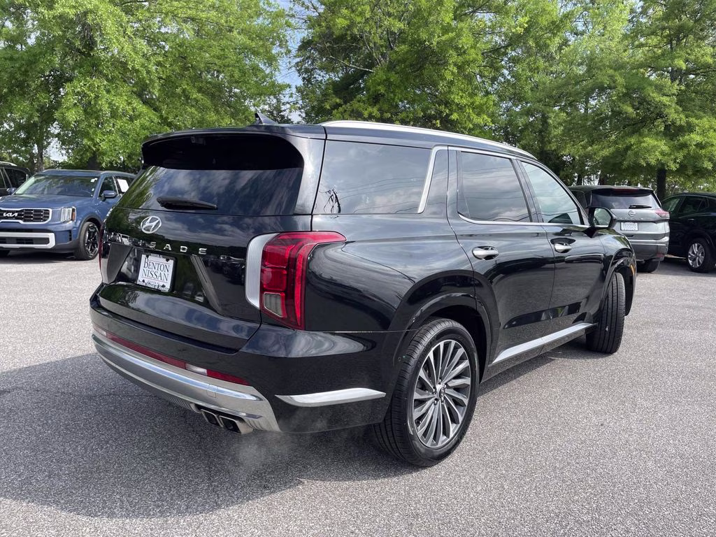 2024 Abyss Black Pearl Hyundai Palisade Calligraphy FWD SUV