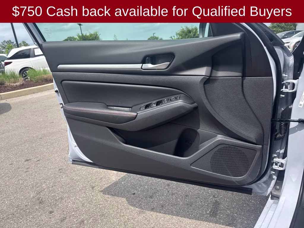 2026 Gray Sky Pearl Nissan Altima 2.5 SR FWD Sedan